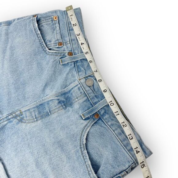 Levi’s 501 High Rise Light Wash 100% Cotton Button Fly Shorts Women’s Size 28 - Picture 4 of 9